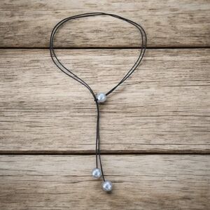 Elegant Black and Silver Necklace